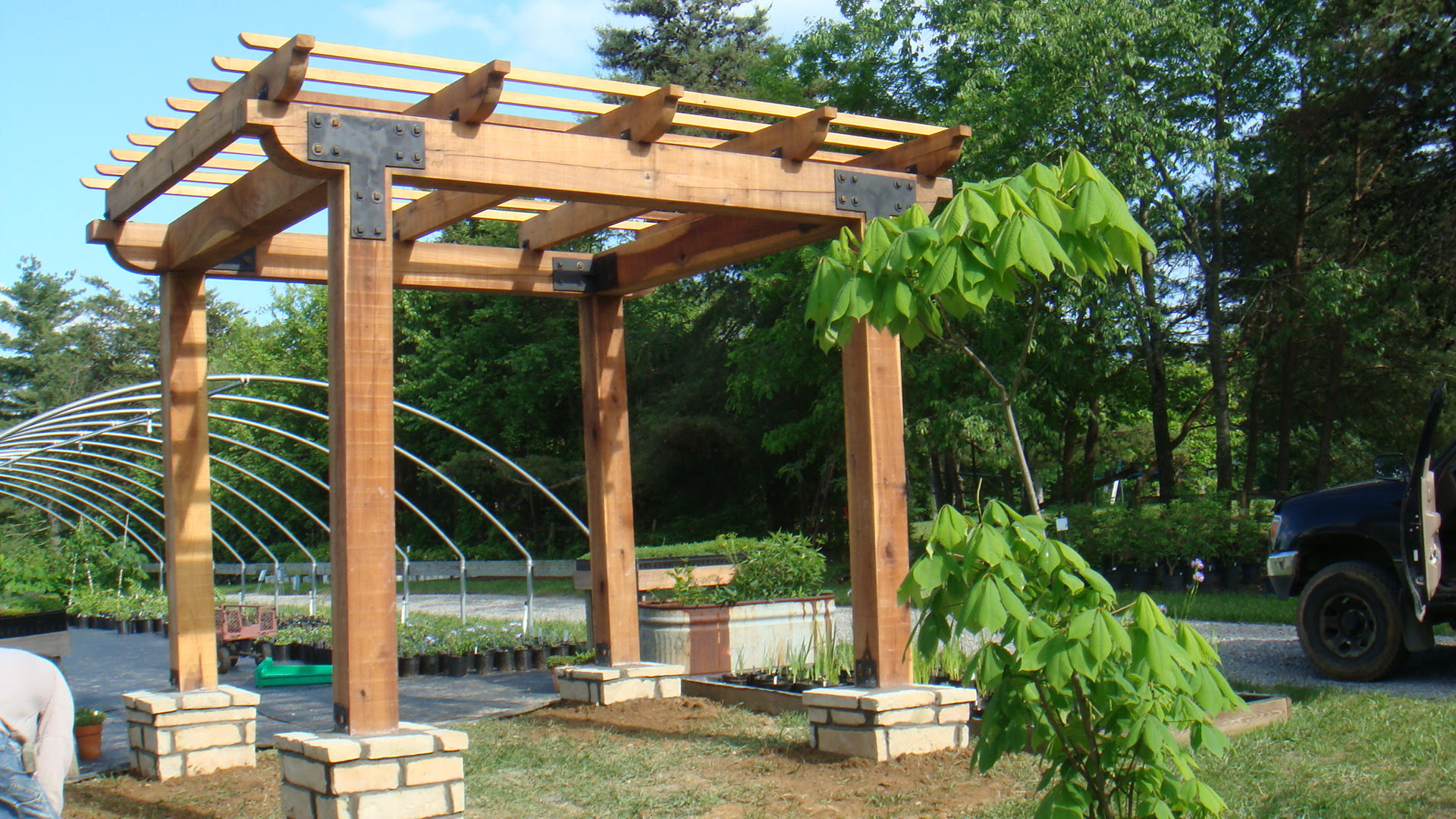 Outside greenhouse design
